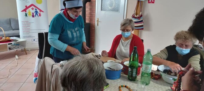 Izrada nakita u bojama jeseni: Da.R.Da – Dajmo Radost Dardi Izrada nakita u bojama jeseni: Da.R.Da – Dajmo Radost Dardi