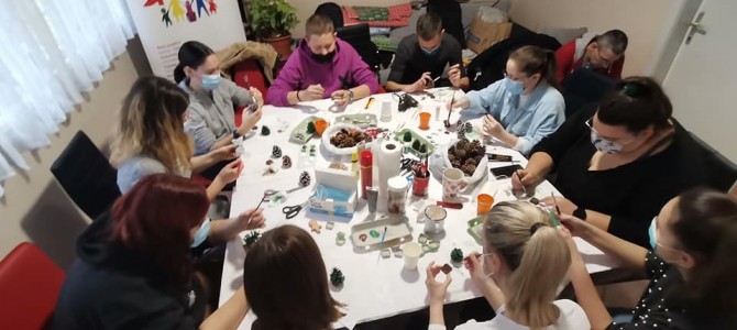 Božićni kreativci: Da.R.Da – Dajmo Radost Dardi Božićni kreativci: Da.R.Da – Dajmo Radost Dardi