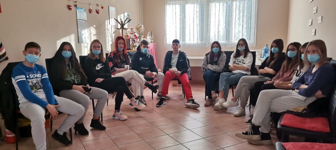 Prevencija nasilja na internetu: Da.R.Da – Dajmo Radost Dardi Prevencija nasilja na internetu: Da.R.Da – Dajmo Radost Dardi