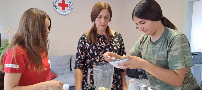 Međugeneracijska solidarnost u Crvenom križu Darda: Zajedno učimo i stvaramo, bolju budućnost gradimo Međugeneracijska solidarnost u Crvenom križu Darda: Zajedno učimo i stvaramo, bolju budućnost gradimo