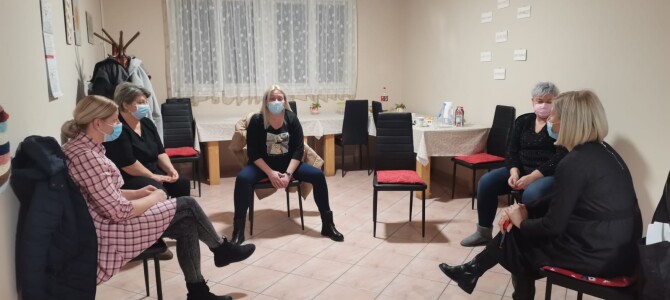 Mjesečni sastanak podrške roditeljima – Moja sretna obitelj